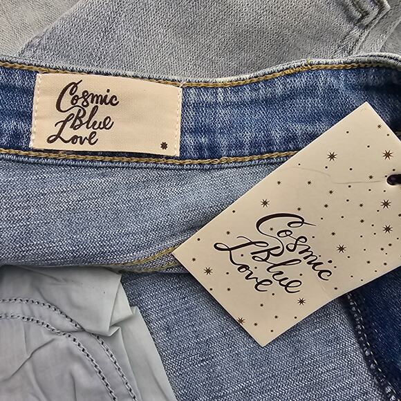 Cosmic Blue Love Womans 28/6 Jodie Midrise Denim Blue Jean Shorts in Riptide NEW - Picture 6 of 8